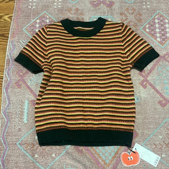 Cider Nostalgic Short-Sleeve Sweater - Picture 2 of 3